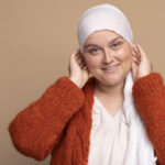 Bien choisir son turban de chimiothérapie : matières, styles et conseils essentiels